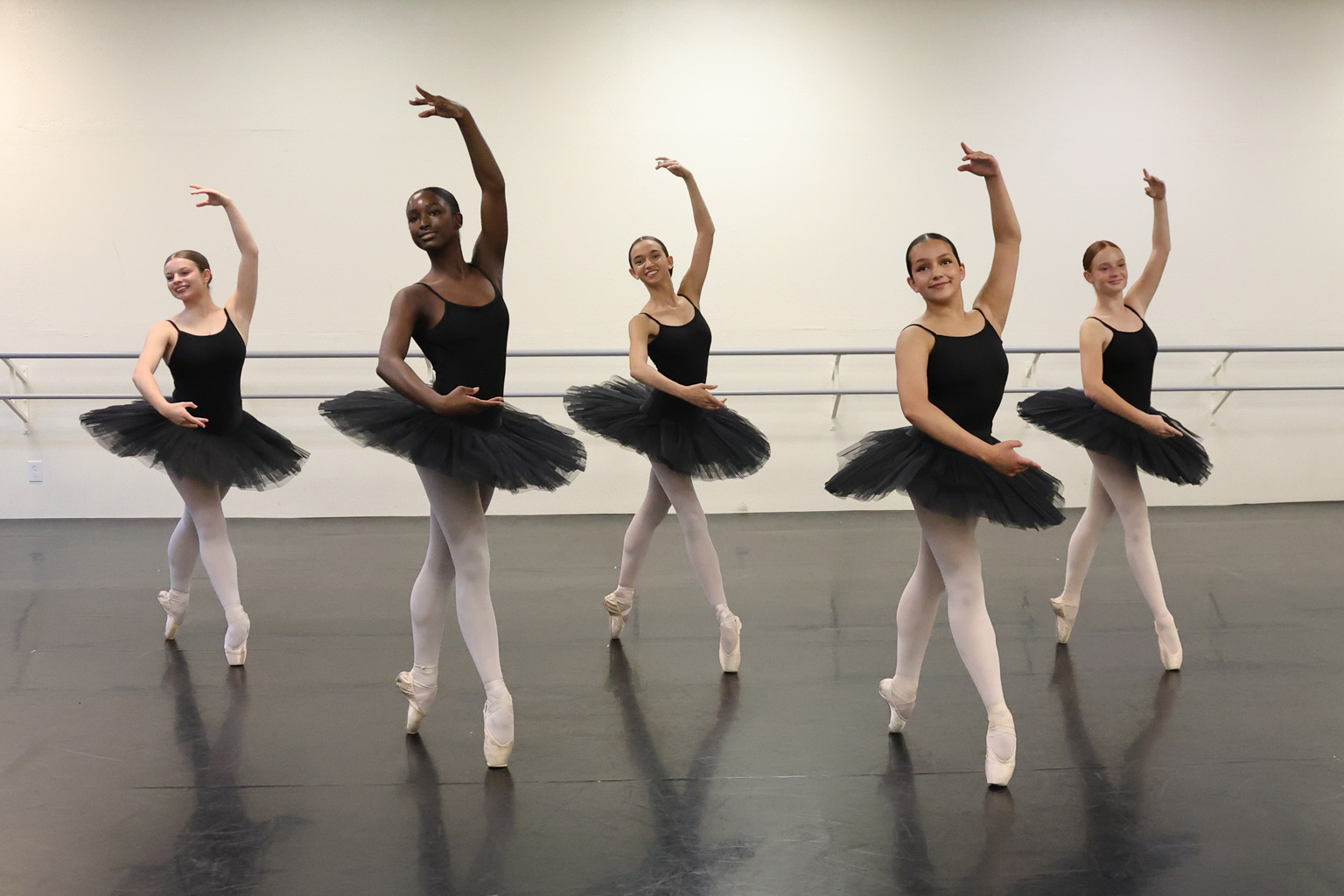 Ballet Tucson students in the studio.