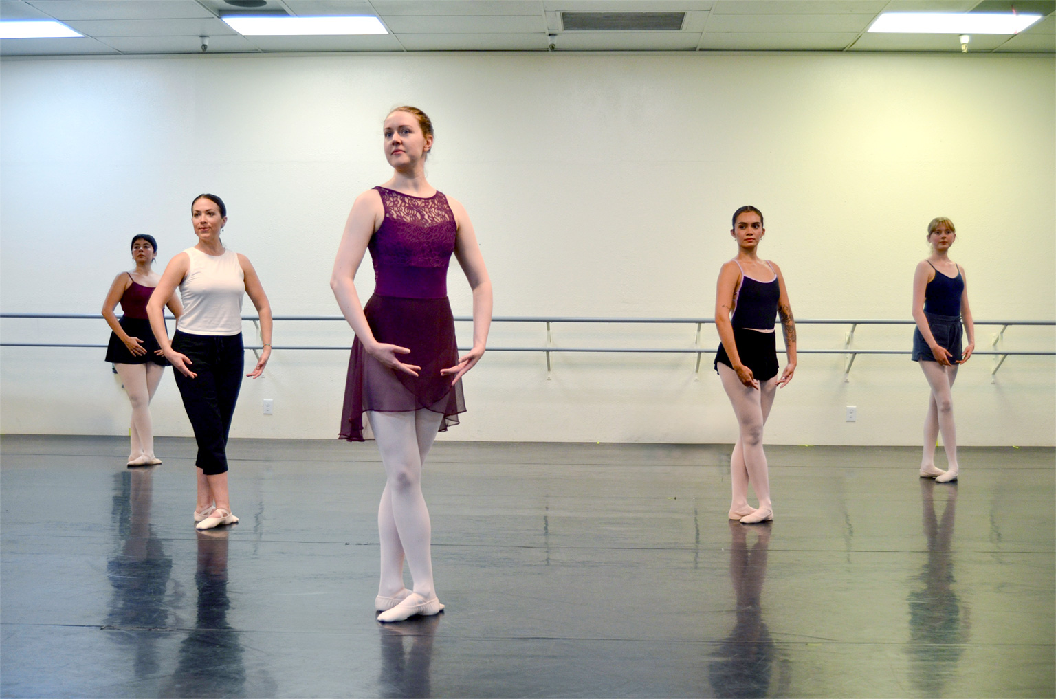 Ballet Tucson students in the studio.